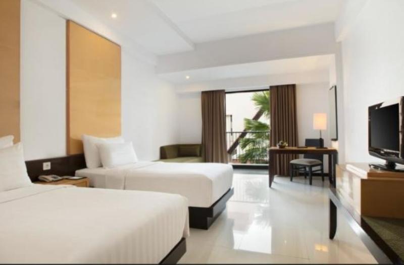Hotel Santika Premiere Malang Exteriör bild